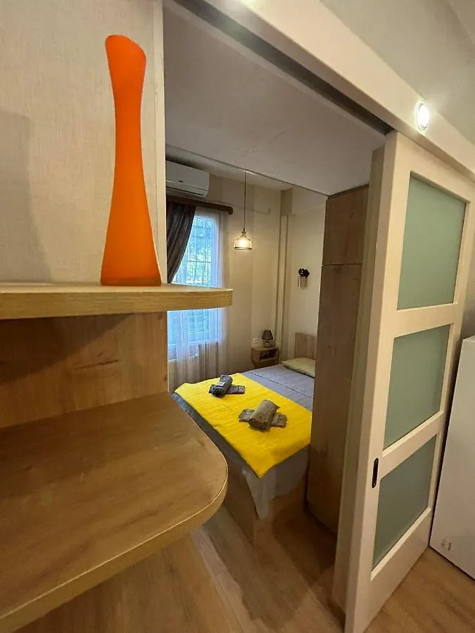 New Apartment Barnaba Close To Holiday Inn Тбилиси