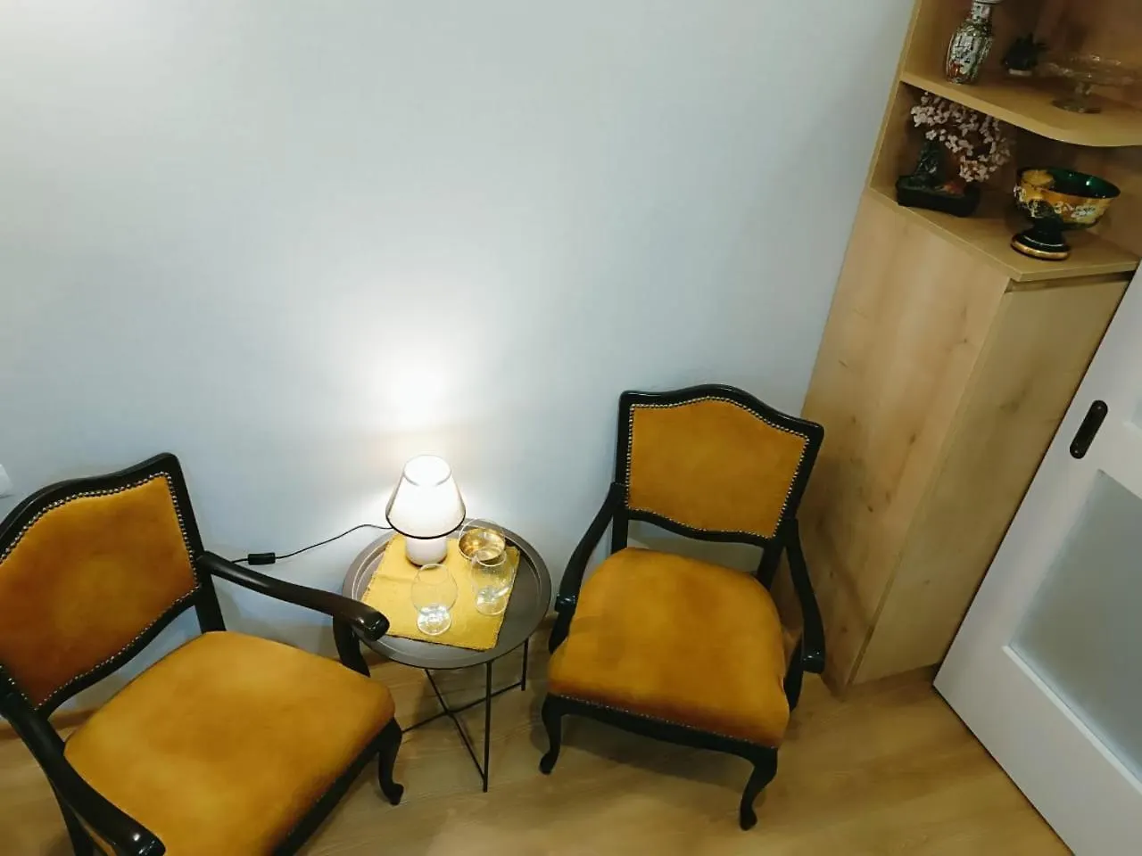 New Apartment Barnaba Close To Holiday Inn ティビリシ